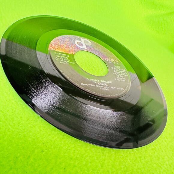 LARRY GROCE - Bumper Sticker Song / I Love - PROMO 45rpm Vinyl Record - Picture 6 of 8